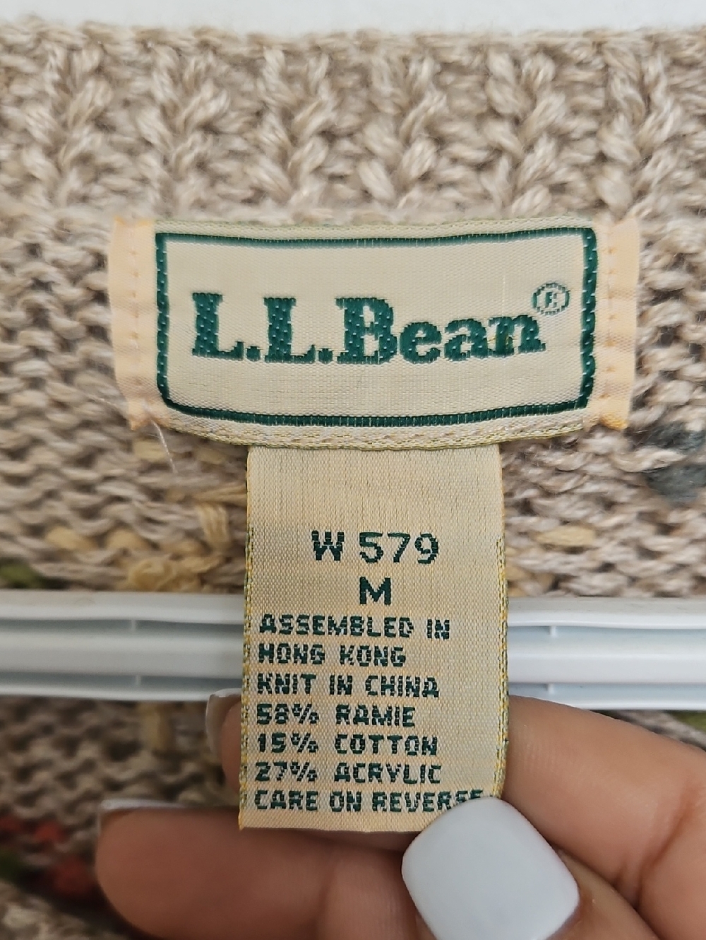 L.L. Bean Vintage Ramie Cardigan Sweater Women Size Med Floral Button Up Grandma - Picture 3 of 8